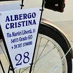 Cristina فندق 3*