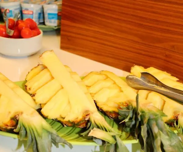 Cristina Отель 3*