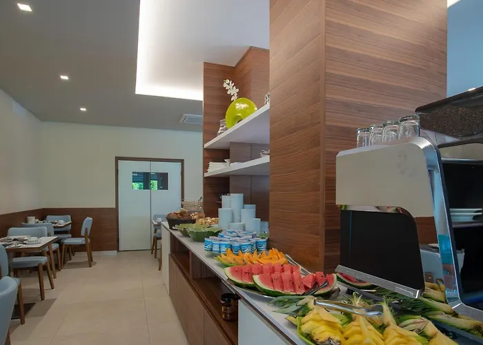 Cristina Отель 3*