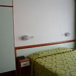 Cristina 3*