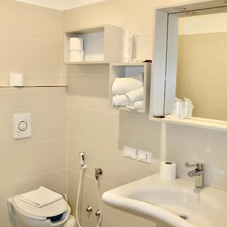 酒店 克里斯蒂娜酒店 3*