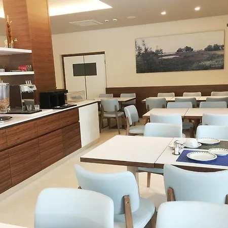 克里斯蒂娜酒店 格拉多