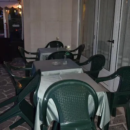 Cristina Hotel
